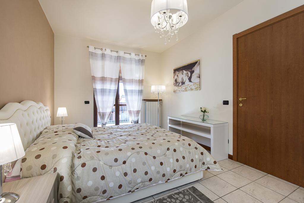 אורטה סאן ג'יוליו Casa Allegra מראה חיצוני תמונה